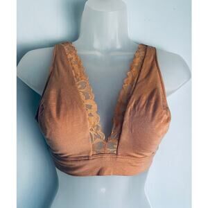 Victoria's Secret Wireless Plunge Bralette Beige Lace Medium